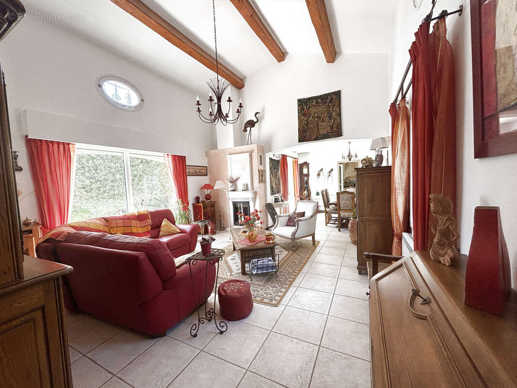 Maison à LA CADIERE-D'AZUR