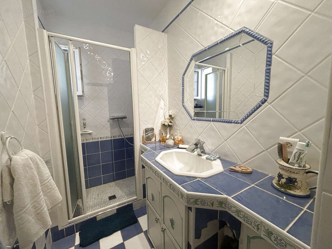 Maison à LA CADIERE-D'AZUR