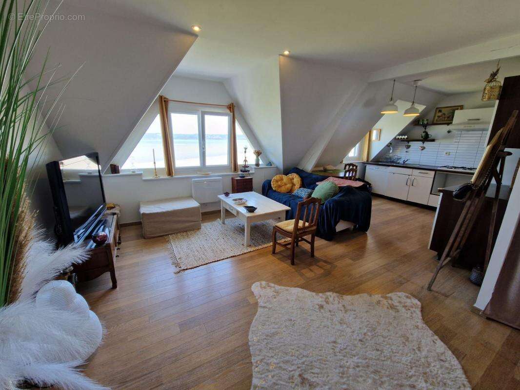 Maison à PLESTIN-LES-GREVES