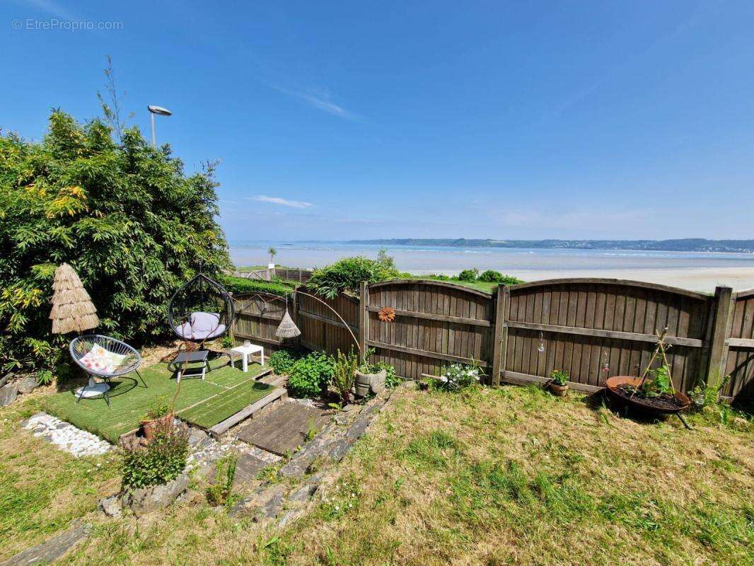 Maison à PLESTIN-LES-GREVES