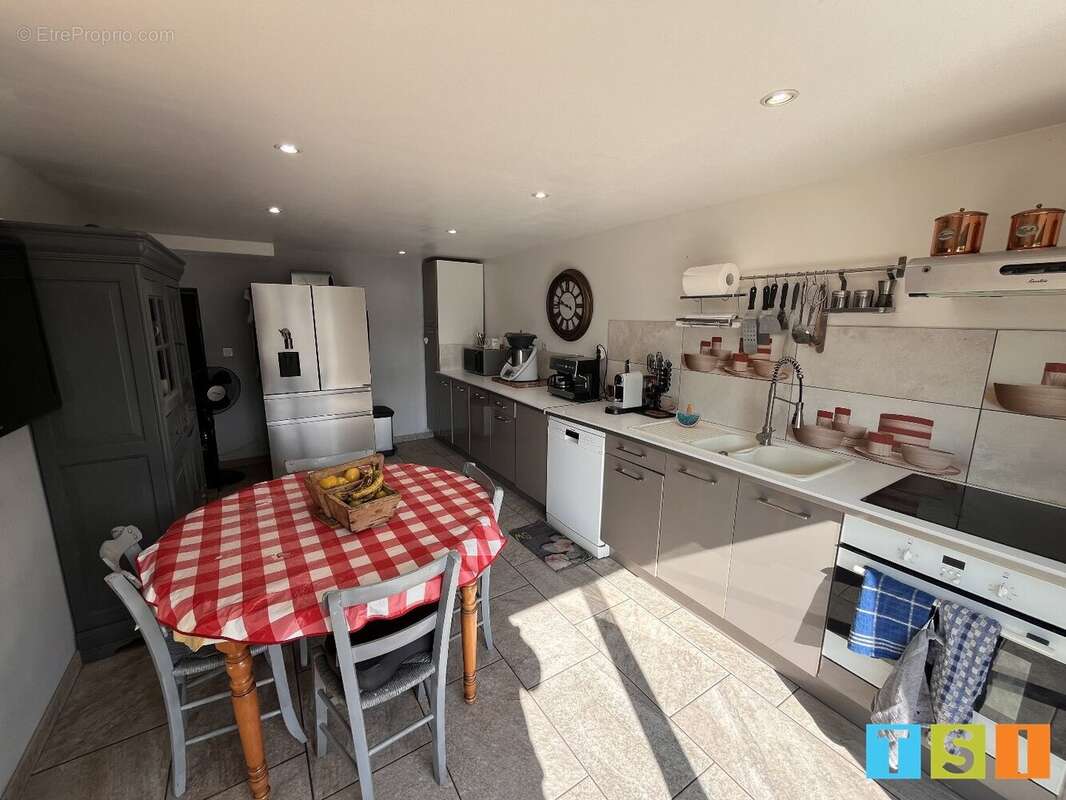 Maison à POINTIS-DE-RIVIERE