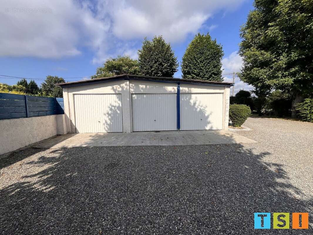 Maison à POINTIS-DE-RIVIERE