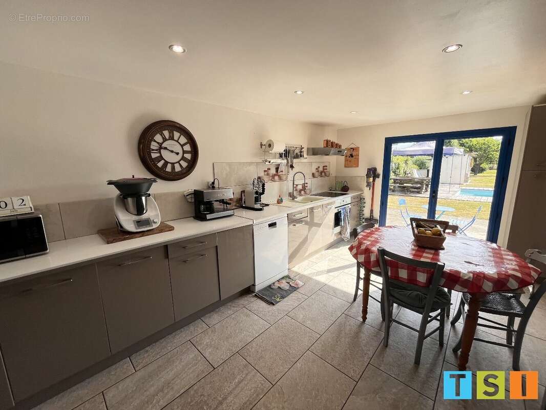 Maison à POINTIS-DE-RIVIERE