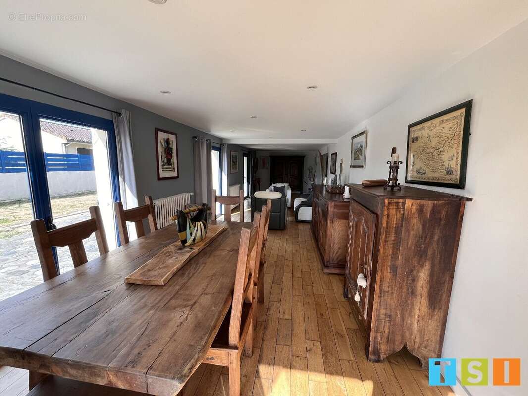 Maison à POINTIS-DE-RIVIERE