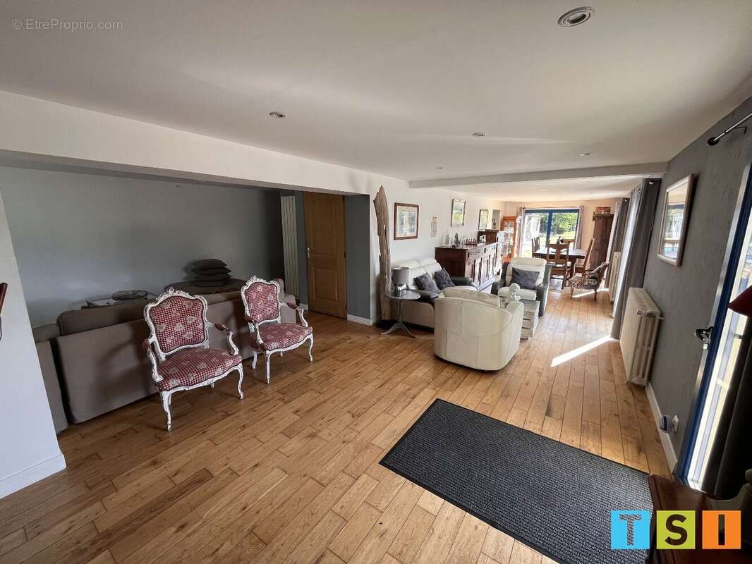 Maison à POINTIS-DE-RIVIERE