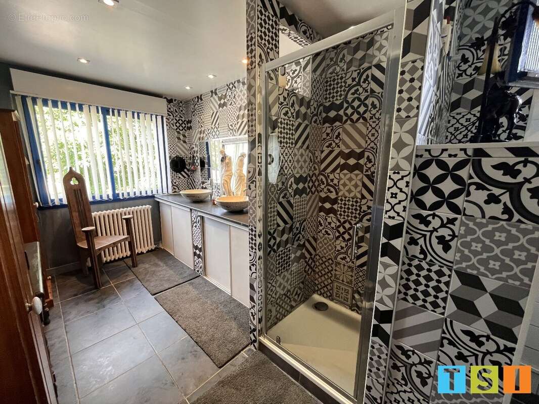 Maison à POINTIS-DE-RIVIERE