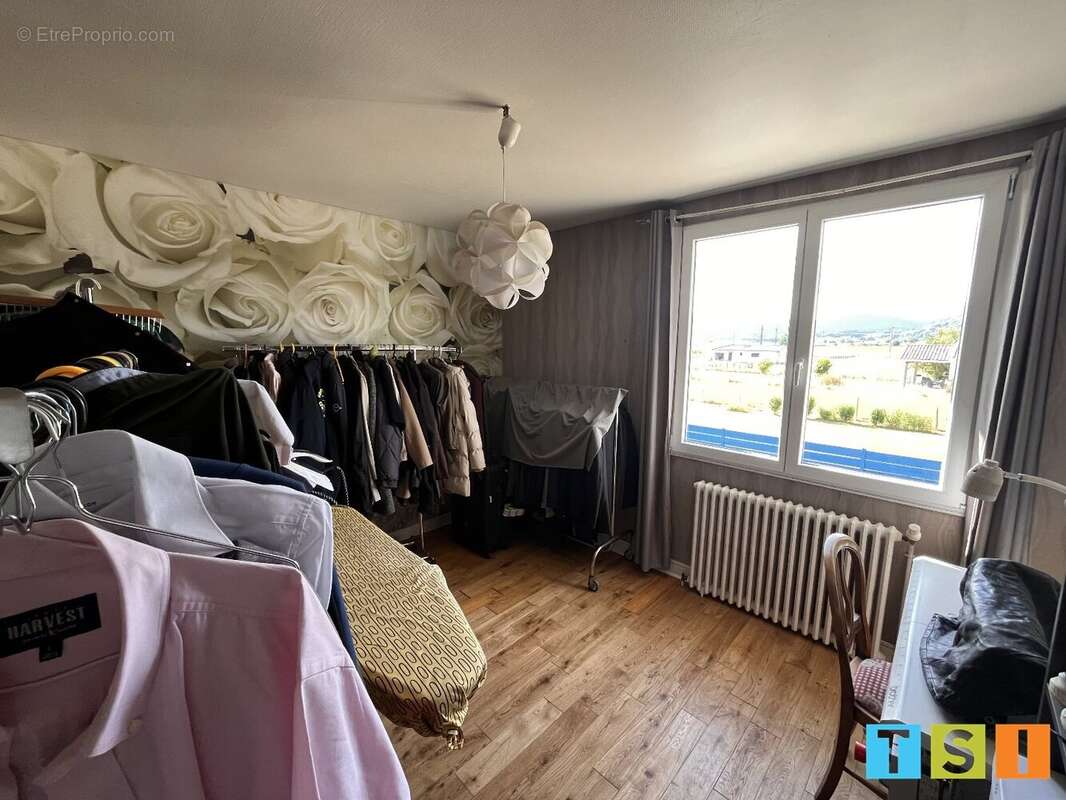 Maison à POINTIS-DE-RIVIERE