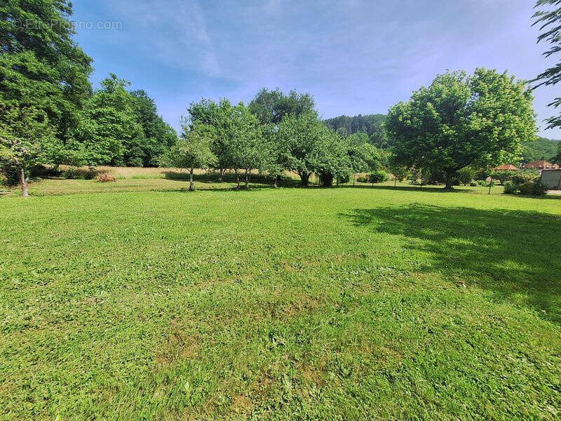 Maison à GAGNAC-SUR-CERE