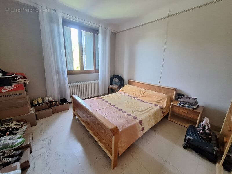 Maison à GAGNAC-SUR-CERE