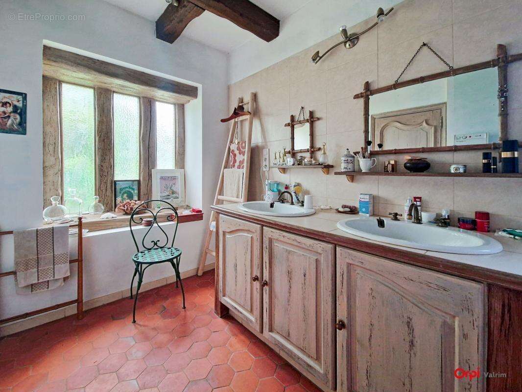 Maison à SAINT-HILAIRE-LES-ANDRESIS