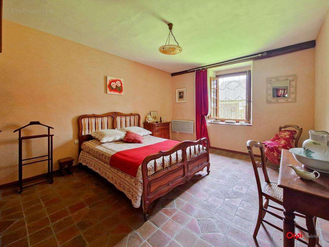 Maison à SAINT-HILAIRE-LES-ANDRESIS