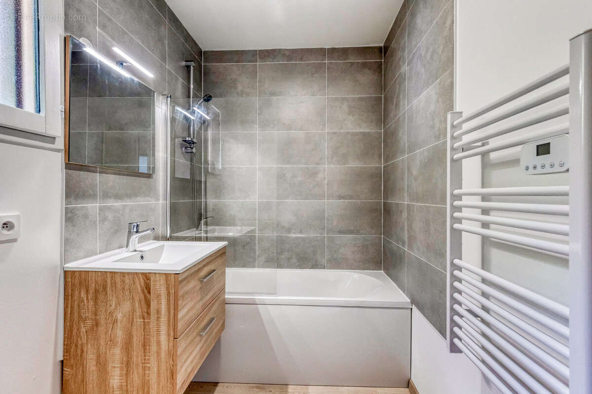 Maison à SAINT-JEAN-D&#039;ARVEY