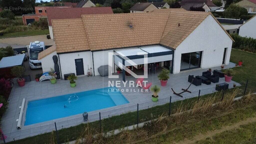 Maison à VIREY-LE-GRAND