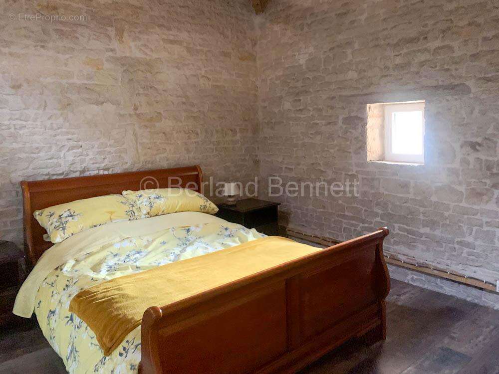 Maison à SAUZE-VAUSSAIS