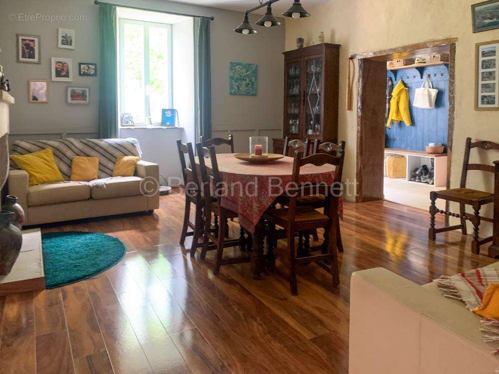 Maison à SAUZE-VAUSSAIS