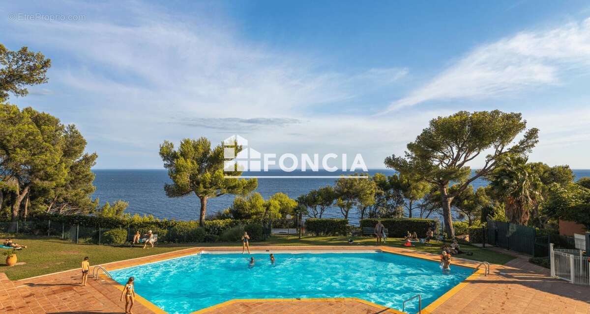 Appartement à SAINT-MANDRIER-SUR-MER