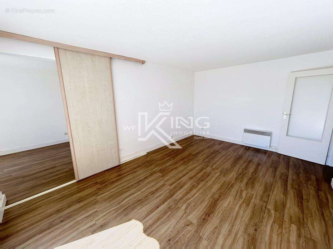 Appartement à SAINT-RAPHAEL