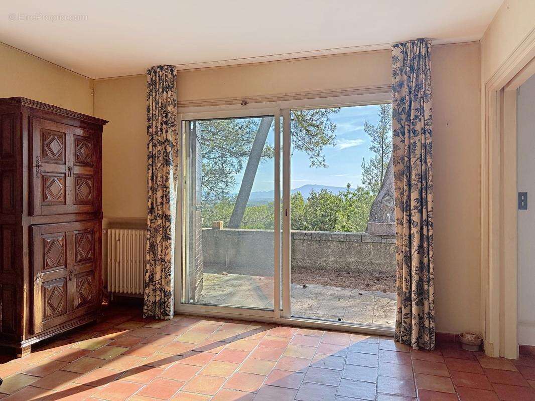 Maison à VILLENEUVE-LES-AVIGNON