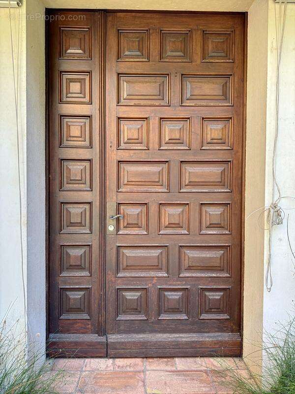 Maison à VILLENEUVE-LES-AVIGNON