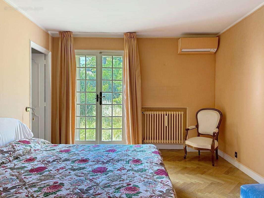 Maison à VILLENEUVE-LES-AVIGNON