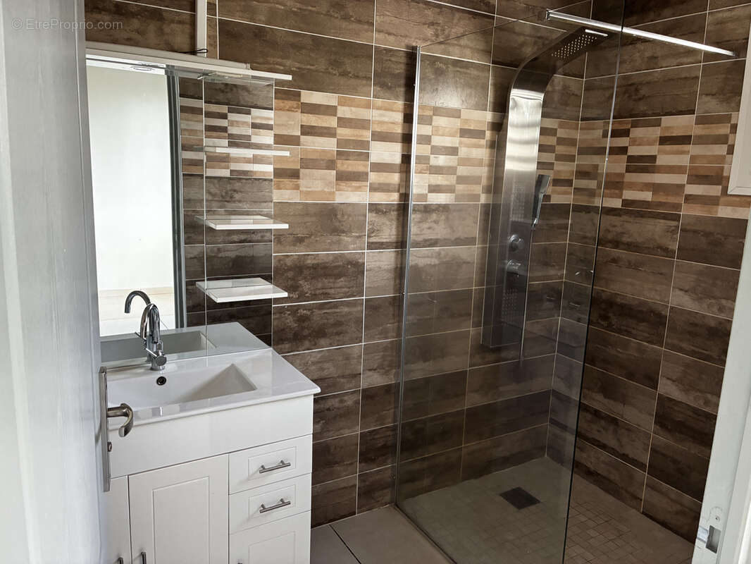 Maison à SAINT-DENIS