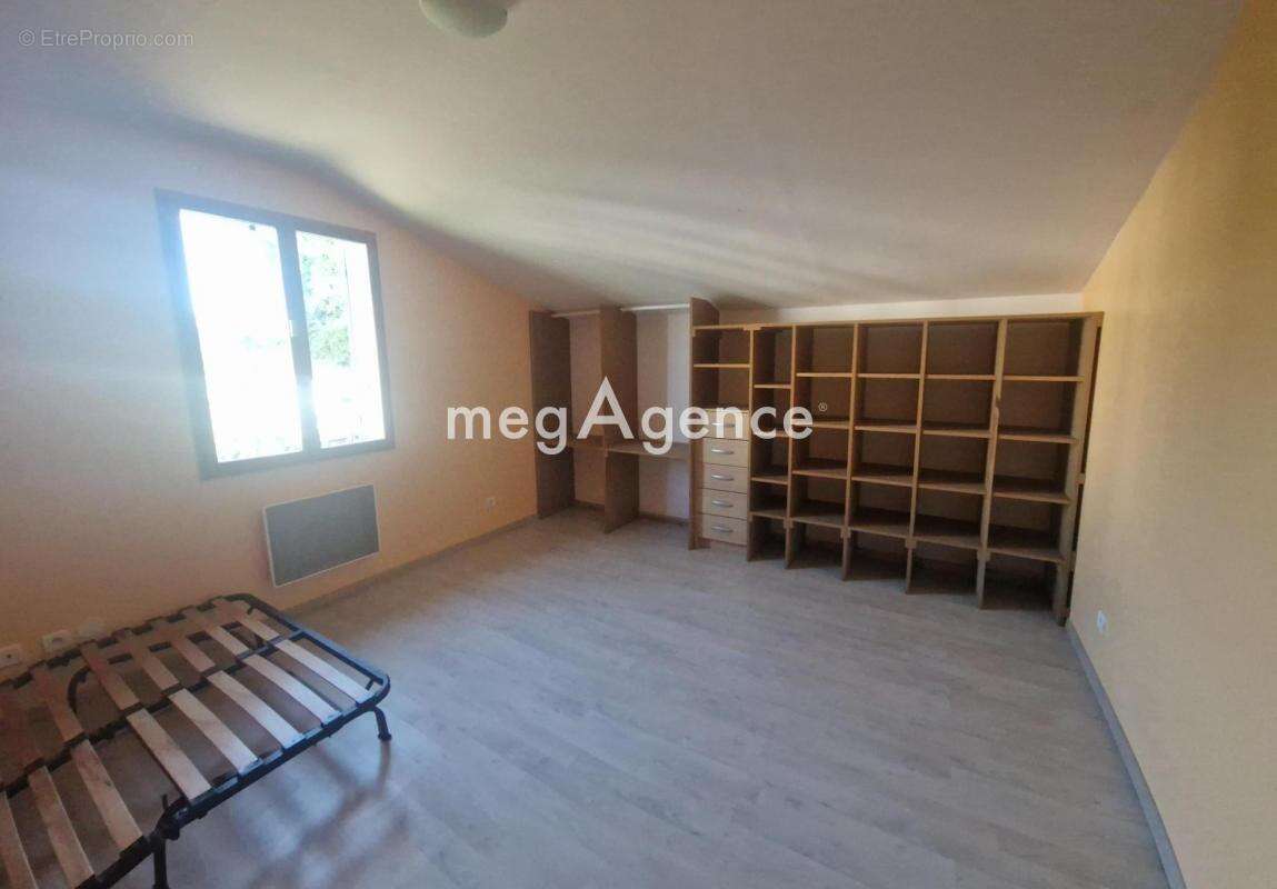 Maison à L&#039;ISLE-D&#039;ABEAU