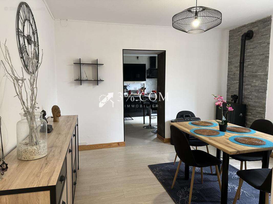 Maison à BROUVELIEURES