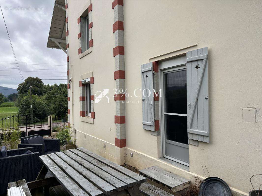 Maison à BROUVELIEURES