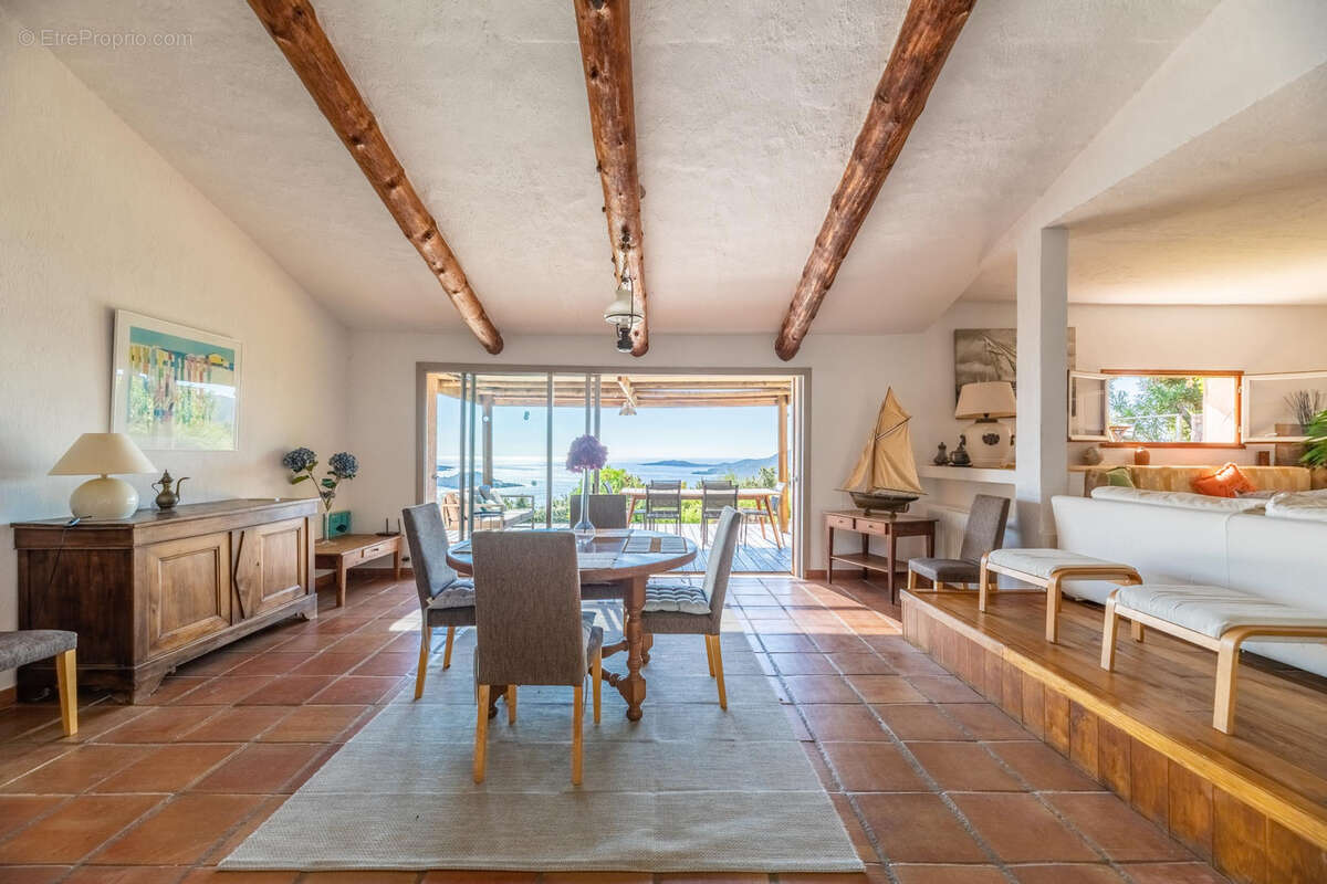 Maison à PORTO-VECCHIO