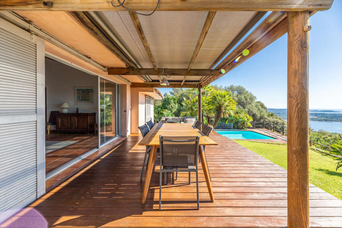 Maison à PORTO-VECCHIO