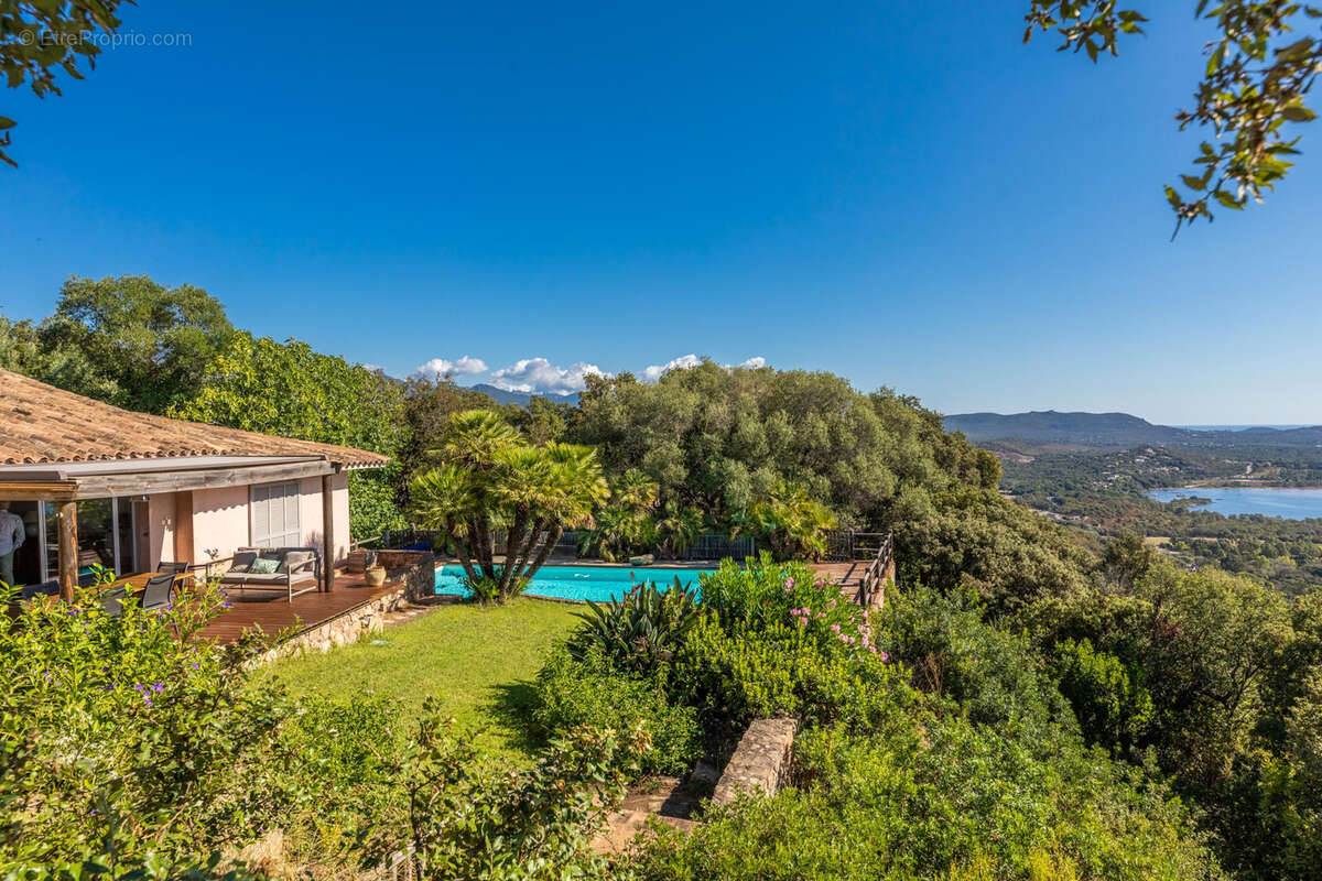 Maison à PORTO-VECCHIO