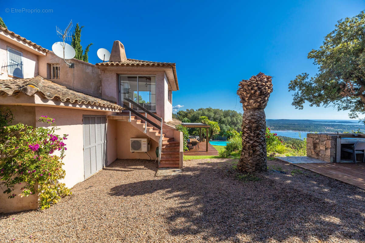 Maison à PORTO-VECCHIO