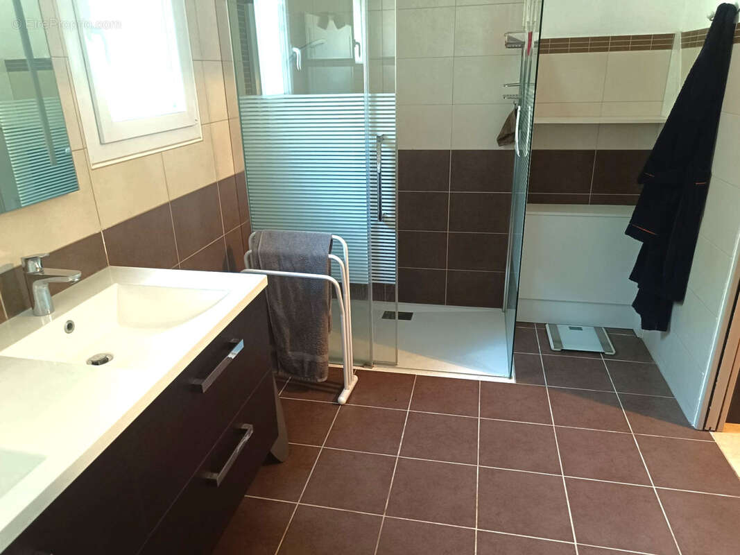 Maison à MOISSAC-BELLEVUE