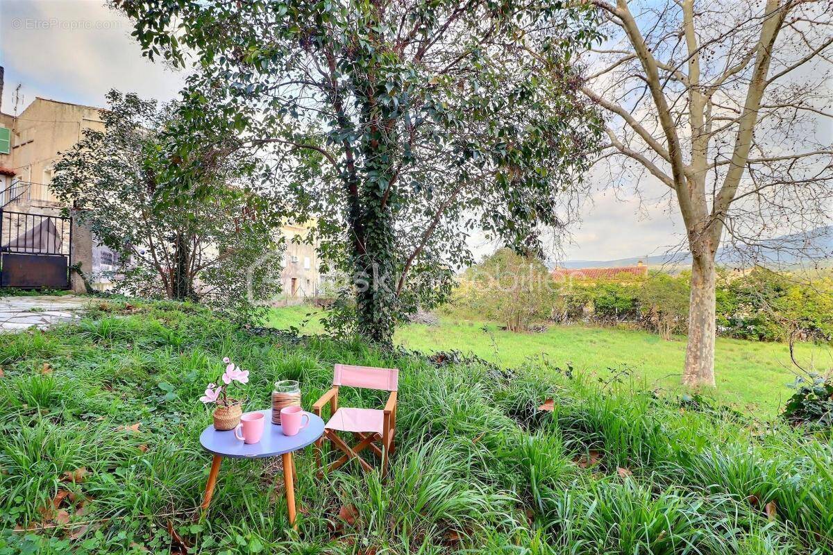 Appartement à LE BEAUSSET