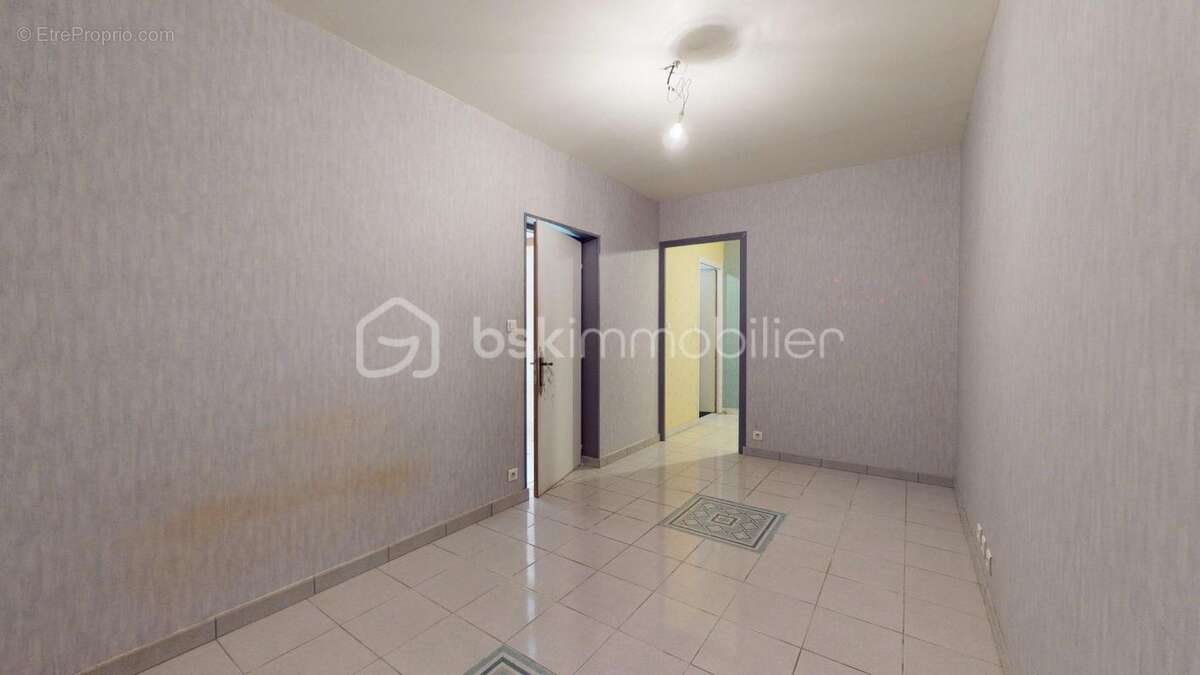 Maison à SAINT-SAVINIEN