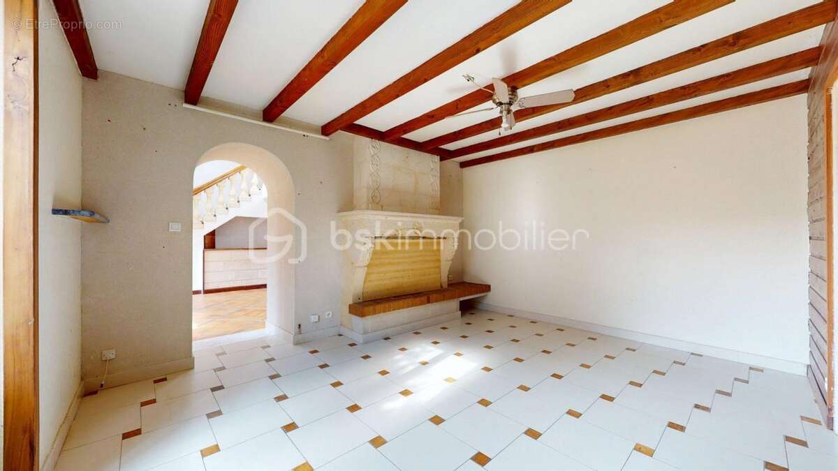 Maison à SAINT-SAVINIEN