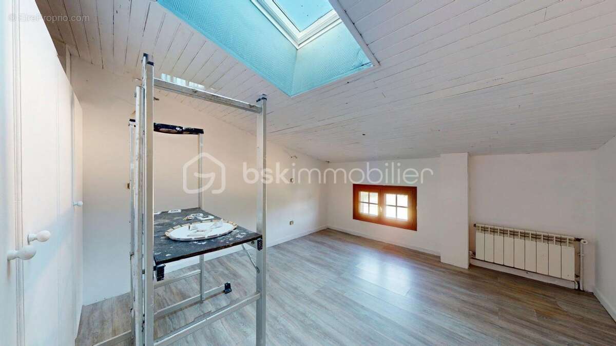 Maison à SAINT-SAVINIEN