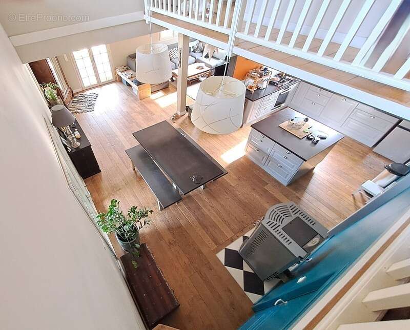 Maison à CASTRES-GIRONDE