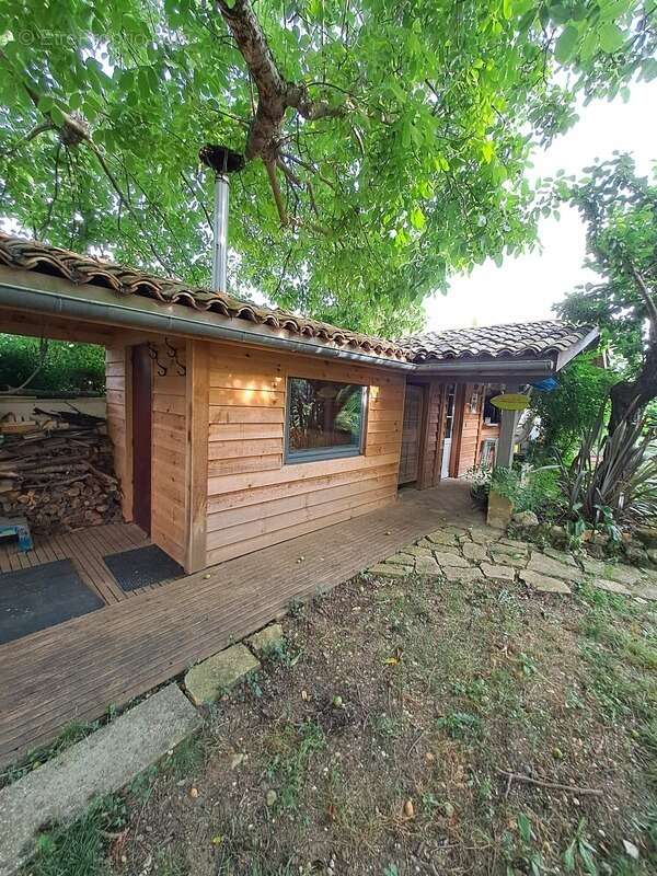 Maison à CASTRES-GIRONDE