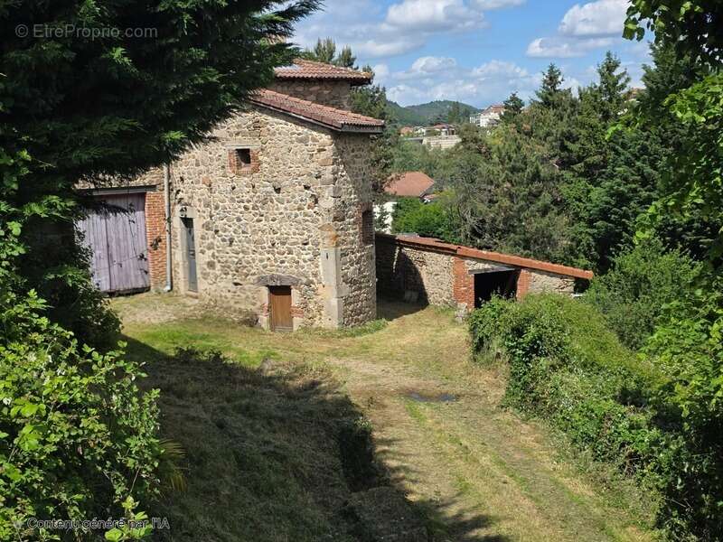 Maison à AUREC-SUR-LOIRE