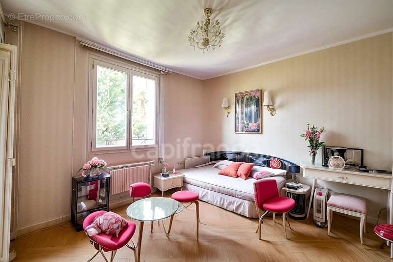 Maison à COLAYRAC-SAINT-CIRQ