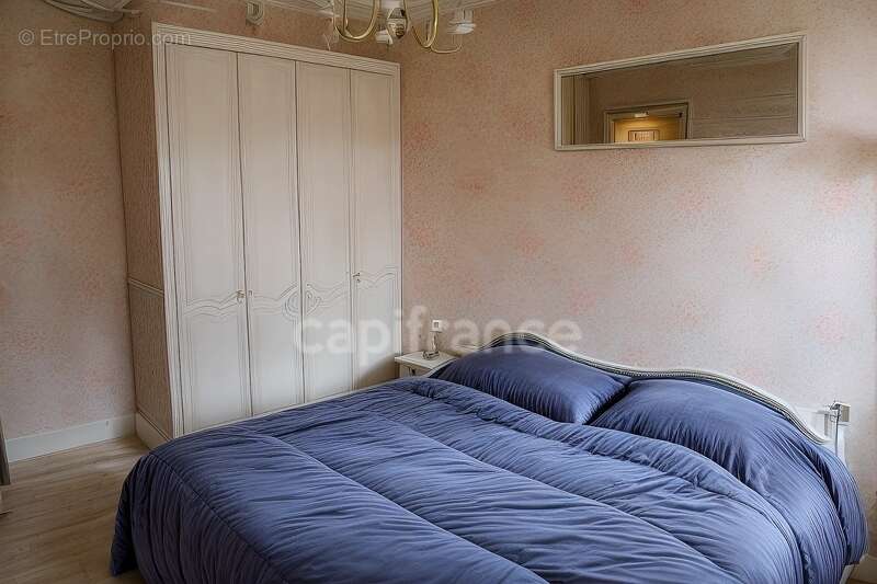 Maison à COLAYRAC-SAINT-CIRQ