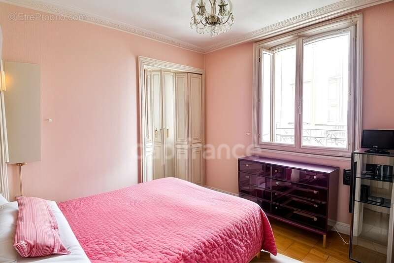 Maison à COLAYRAC-SAINT-CIRQ