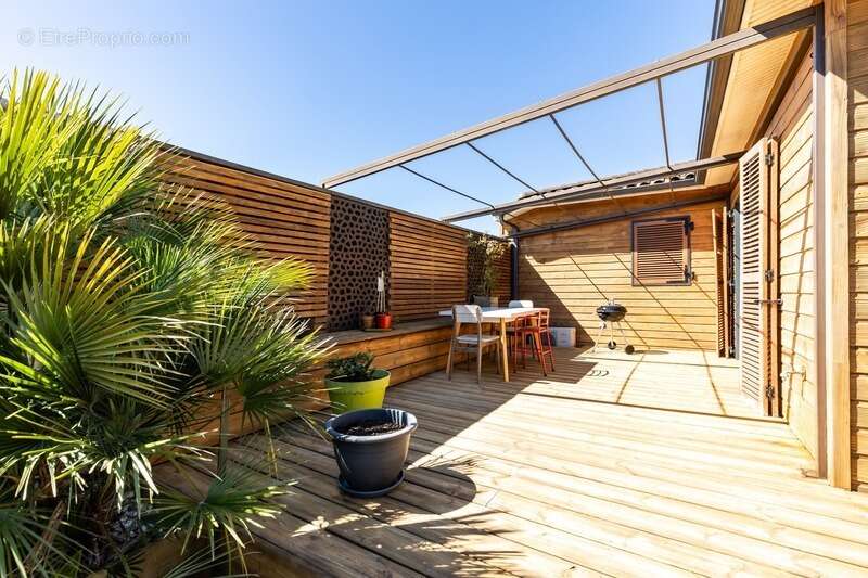 Maison à SAINT-JEAN-D&#039;ILLAC