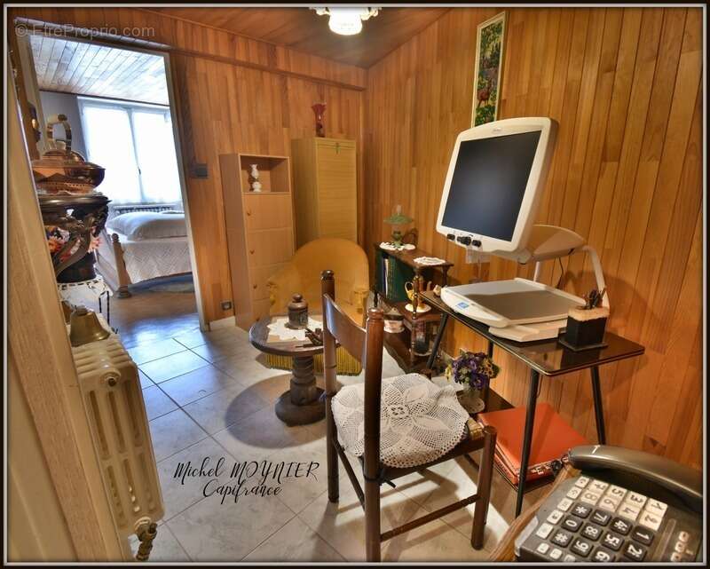 Maison à LA ROCHE-DE-RAME