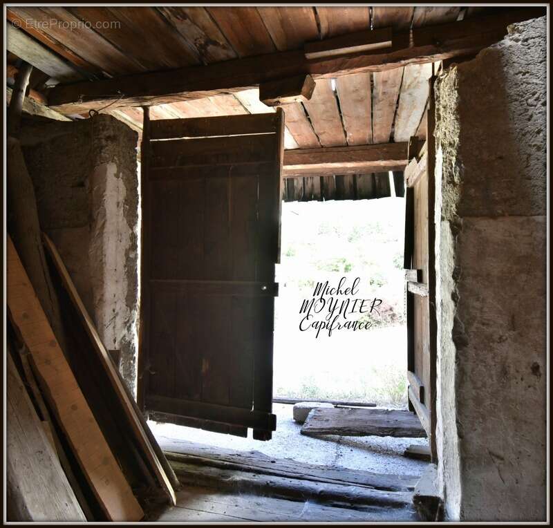 Maison à LA ROCHE-DE-RAME