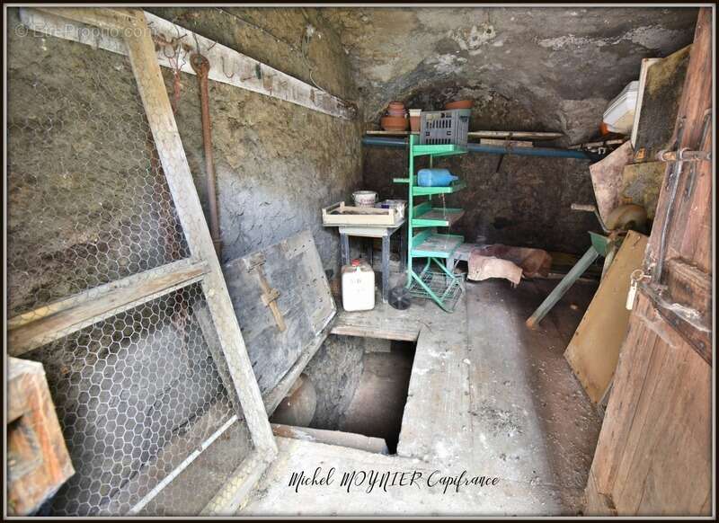 Maison à LA ROCHE-DE-RAME