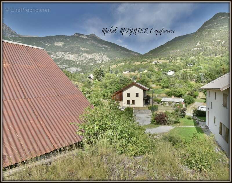 Maison à LA ROCHE-DE-RAME