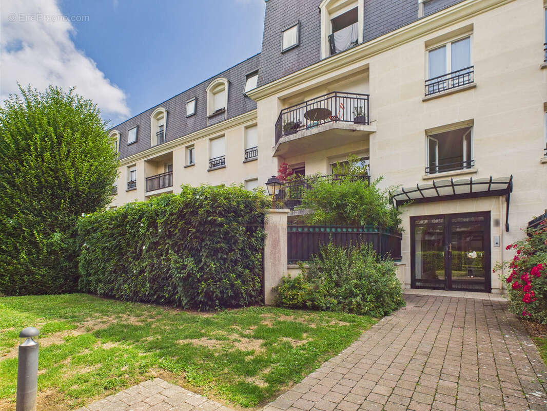 Appartement à MAGNY-LE-HONGRE