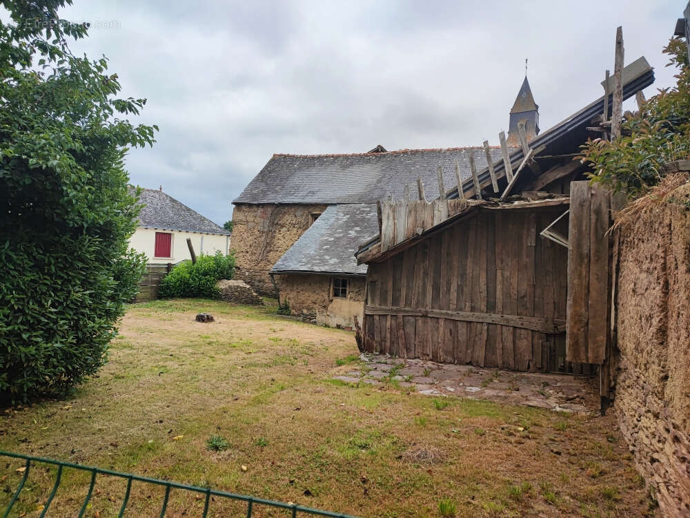 Maison à SAINT-BRIEUC-DE-MAURON